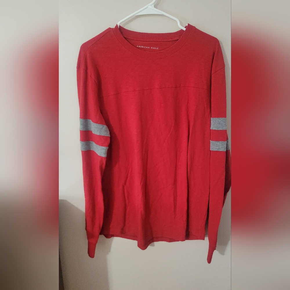 American Eagle Long sleeve shirt